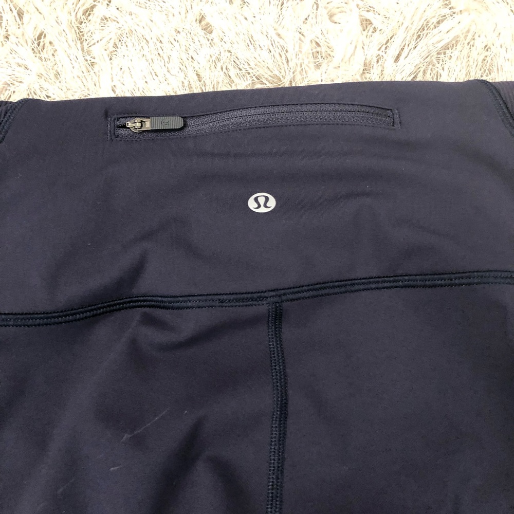 Lululemon Navy crop pants